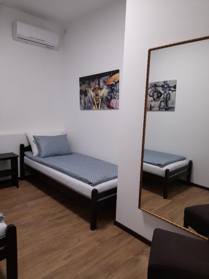 Apartment Artistika Belgrade Extérieur photo