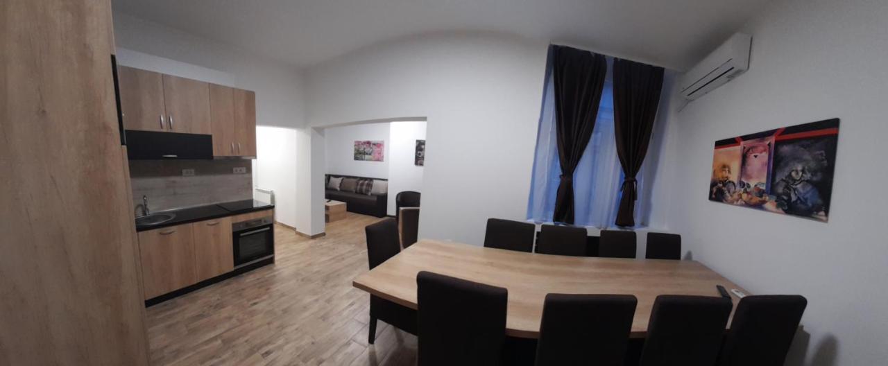 Apartment Artistika Belgrade Extérieur photo
